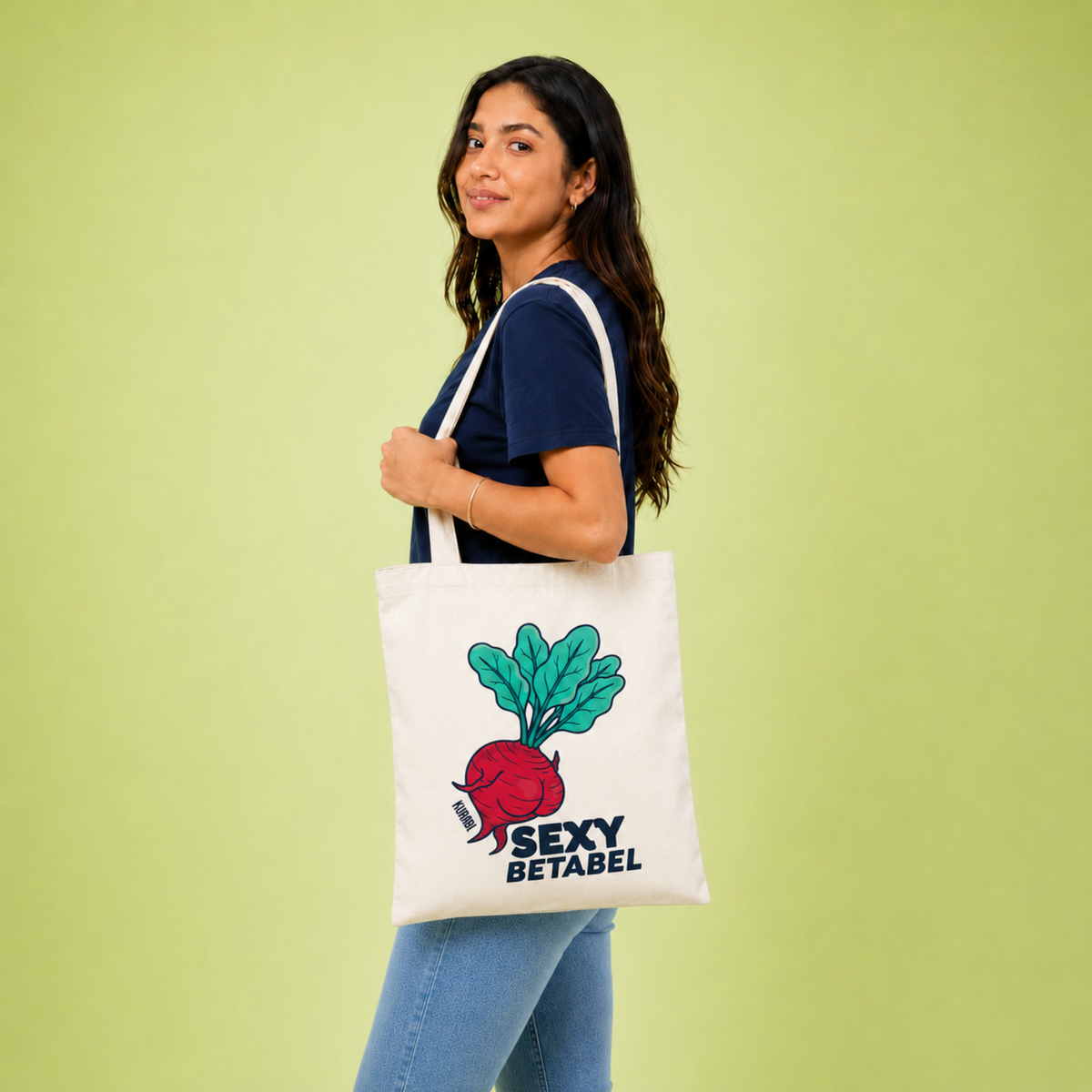 Detalle de la impresión DTF Sexy Betabel en el tote bag Kurabi